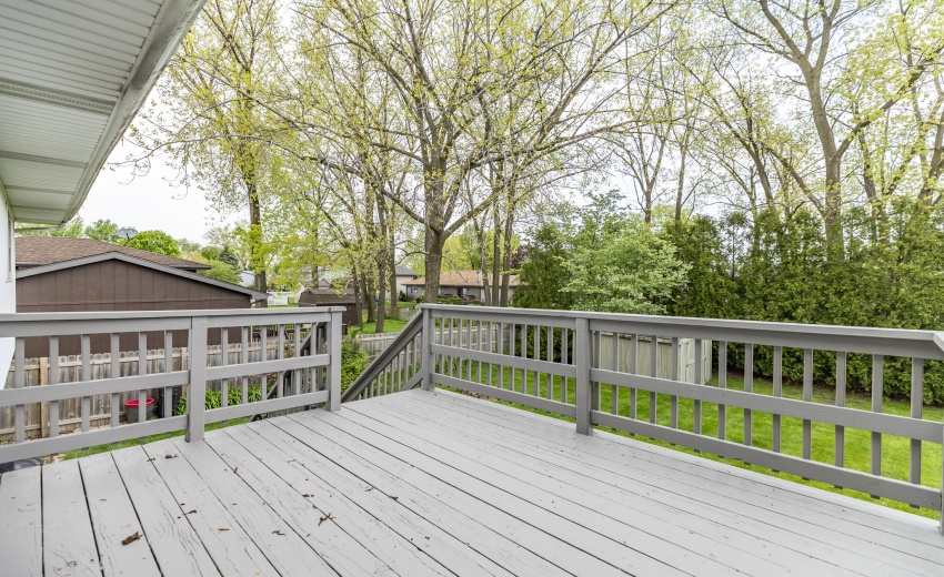 701 N Oriole Ct-12