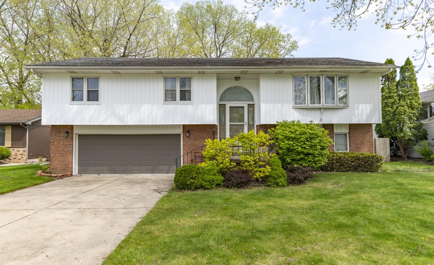 701 N Oriole Ct-2