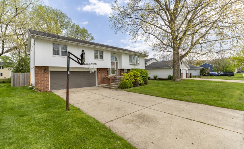 701 N Oriole Ct-5