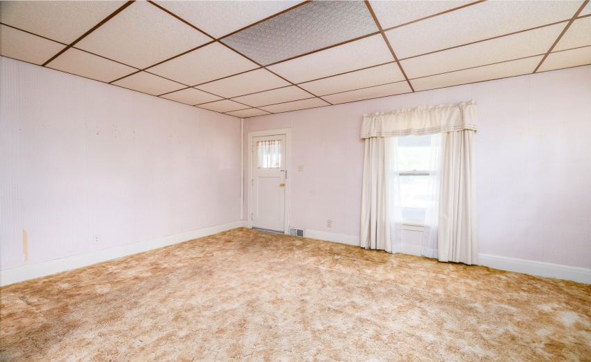602 E State St Morocco-1