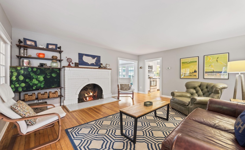 Living Room 3