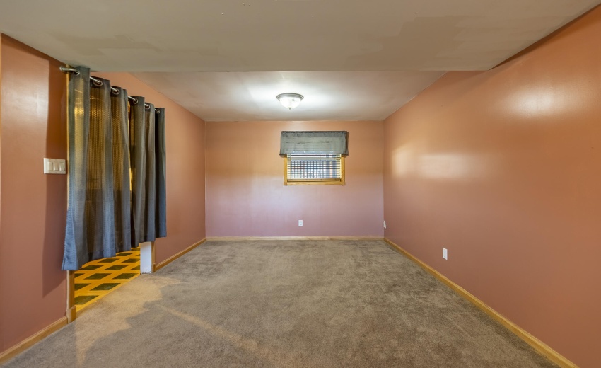 431 S Liverpool Rd-33