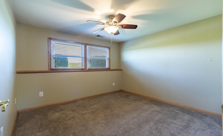 431 S Liverpool Rd-27