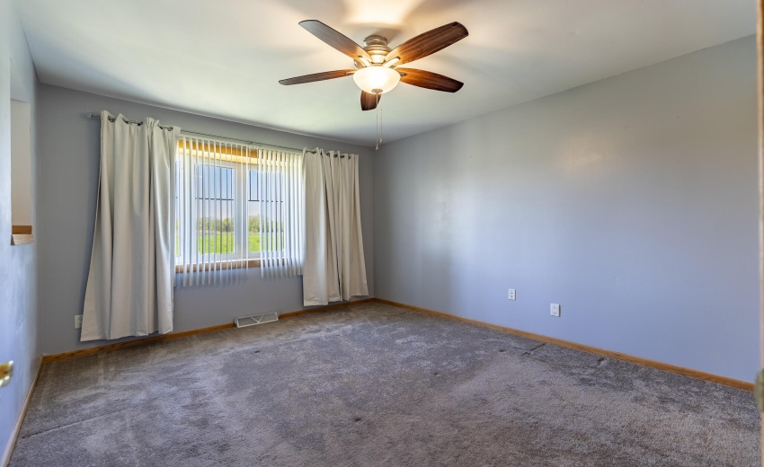 431 S Liverpool Rd-26