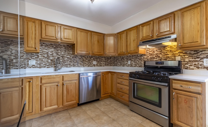 431 S Liverpool Rd-21