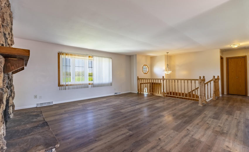431 S Liverpool Rd-18