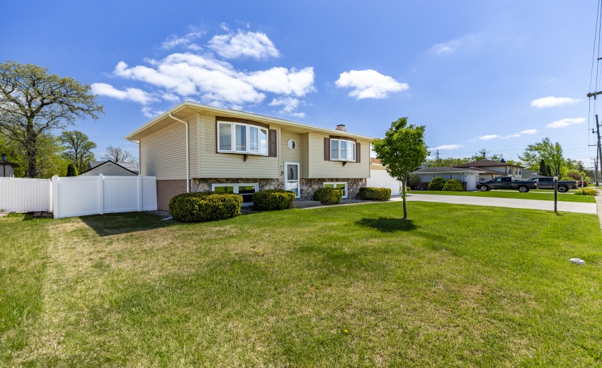 431 S Liverpool Rd-3
