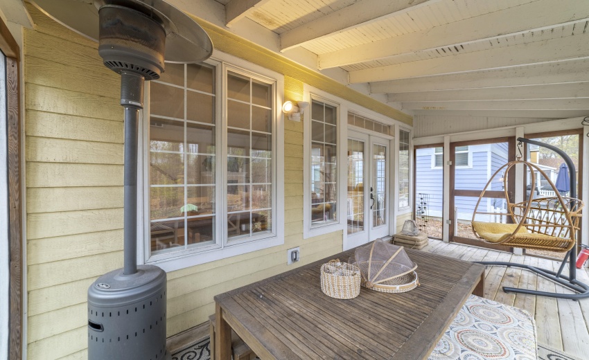 HRearPorchCottageCamp0033