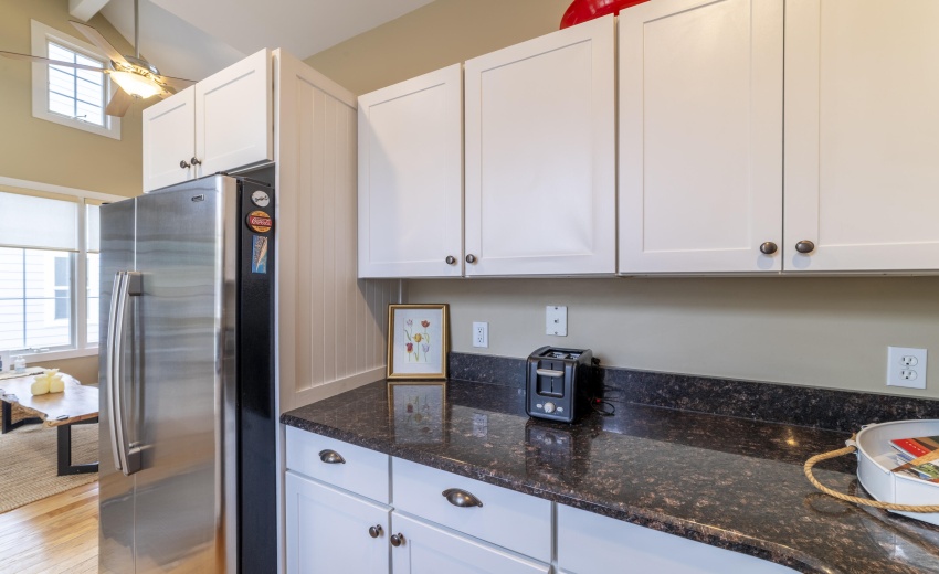DKitchenCottageCamp0020
