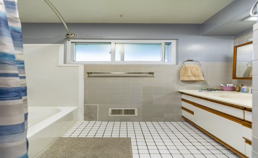 4900 Arthur St-21