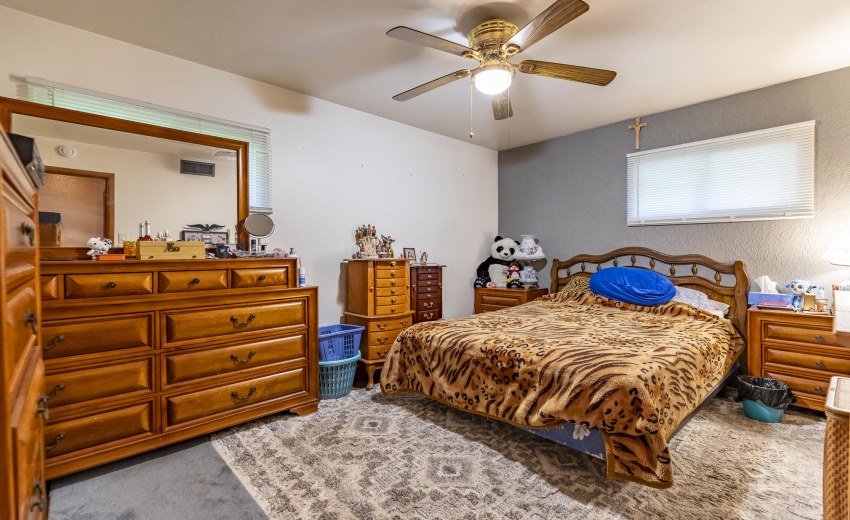 4900 Arthur St-18
