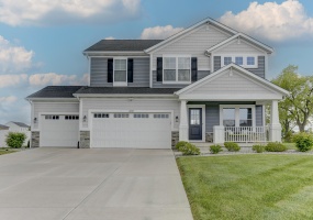 13272 Light Avenue, Dyer, Indiana, 4 Bedrooms Bedrooms, 10 Rooms Rooms,3 BathroomsBathrooms,Residential,For Sale,Light,NRA838175
