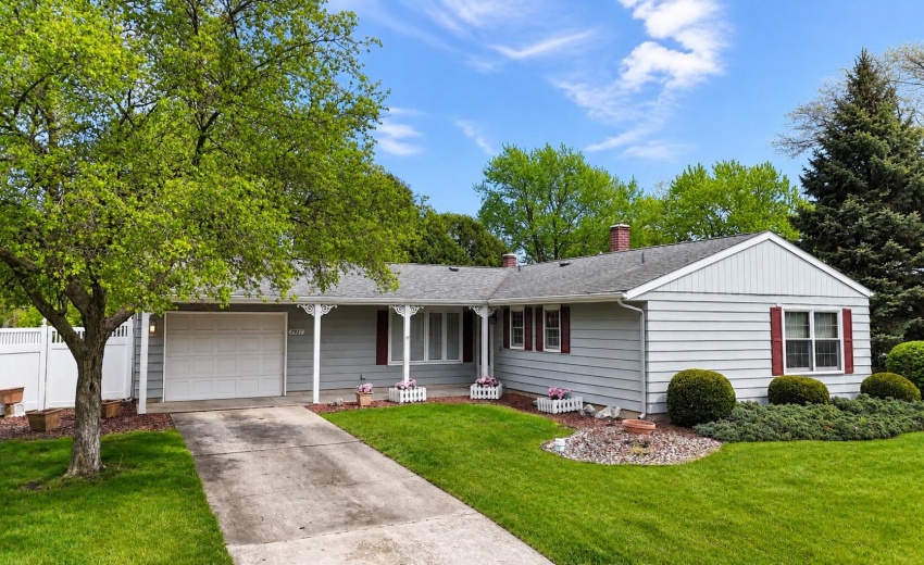 7927 Taney Pl, Merrillville 17