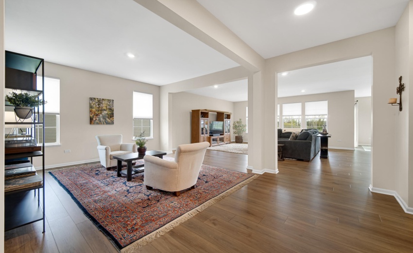 entry/living room