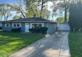 700 Washington Street, Hobart, Indiana, 4 Bedrooms Bedrooms, 6 Rooms Rooms,2 BathroomsBathrooms,Residential,For Sale,Washington,NRA838201