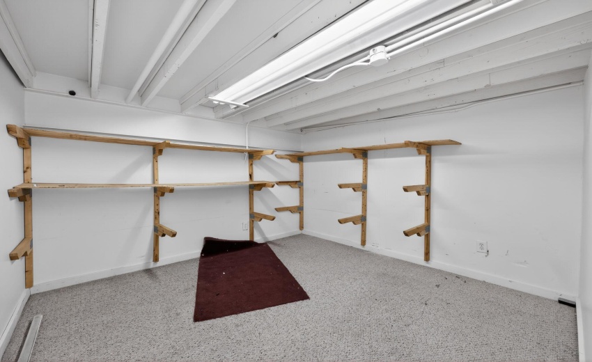 25_7235_Calumet_Ave_Hammond_IN_46324-Oth