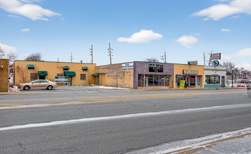 12_7235_Calumet_Ave_Hammond_IN_46324-Ext