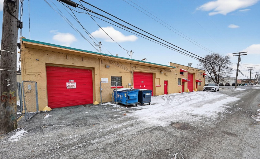 08_7235_Calumet_Ave_Hammond_IN_46324-Ext