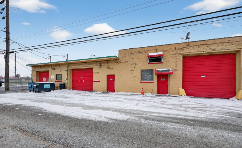 10_7235_Calumet_Ave_Hammond_IN_46324-Ext