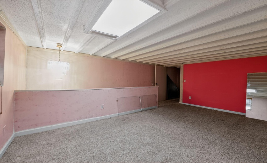 14_7235_Calumet_Ave_Hammond_IN_46324-Liv