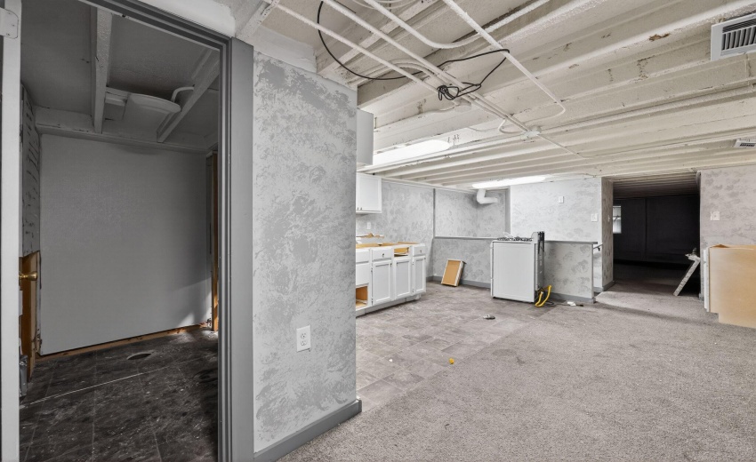 31_7235_Calumet_Ave_Hammond_IN_46324-Oth