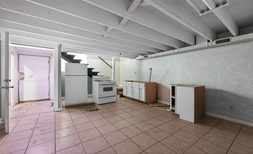 17_7235_Calumet_Ave_Hammond_IN_46324-Kit