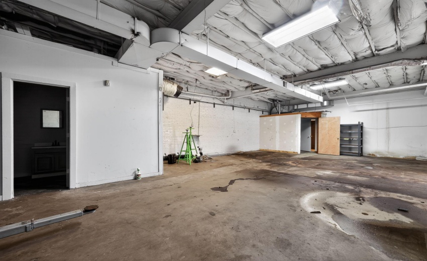 23_7235_Calumet_Ave_Hammond_IN_46324-Oth