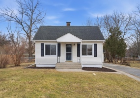 2407 78th Avenue, Merrillville, Indiana, 3 Bedrooms Bedrooms, 8 Rooms Rooms,2 BathroomsBathrooms,Residential,For Sale,78th,NRA834641