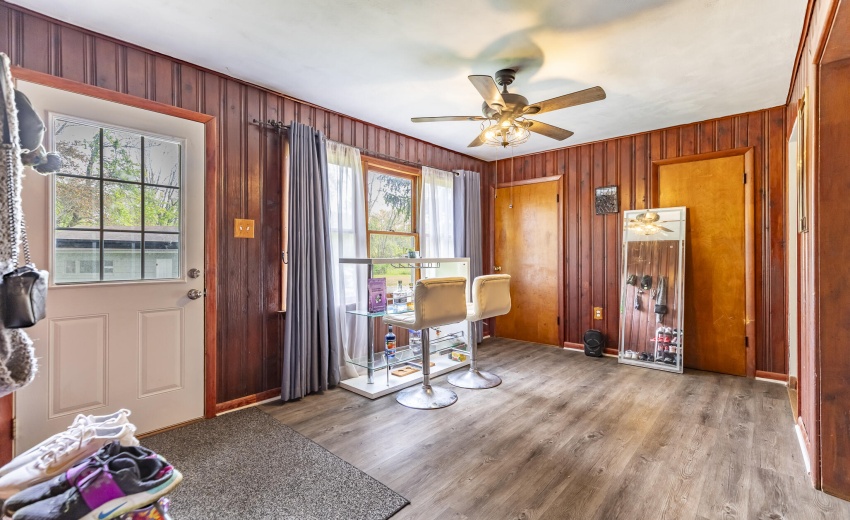 6269 Cleveland St-23