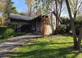 124 Diana Road, Portage, Indiana, 3 Bedrooms Bedrooms, 10 Rooms Rooms,2 BathroomsBathrooms,Residential,For Sale,Diana,NRA838224