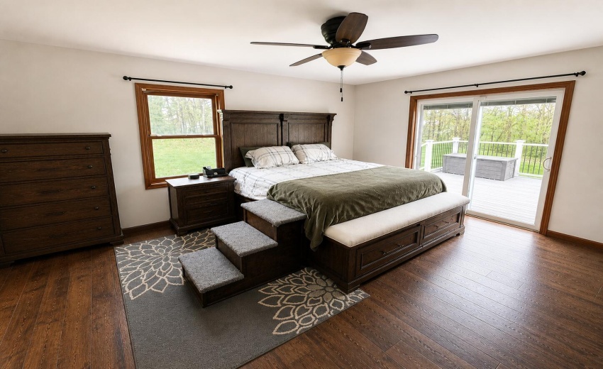 Master Bed 1