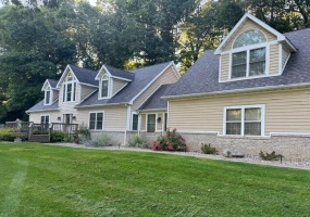 2688 Goldring Road, La Porte, Indiana, 3 Bedrooms Bedrooms, 9 Rooms Rooms,3 BathroomsBathrooms,Residential,For Sale,Goldring,NRA834521