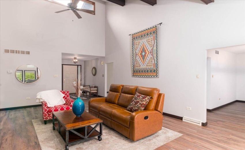 21-9131 Colfax St-20