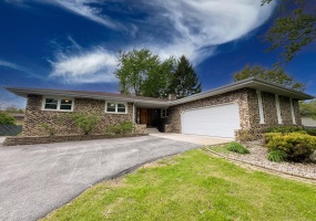 9616 Olcott Avenue, St. John, Indiana, 4 Bedrooms Bedrooms, 9 Rooms Rooms,3 BathroomsBathrooms,Residential,For Sale,Olcott,NRA838257
