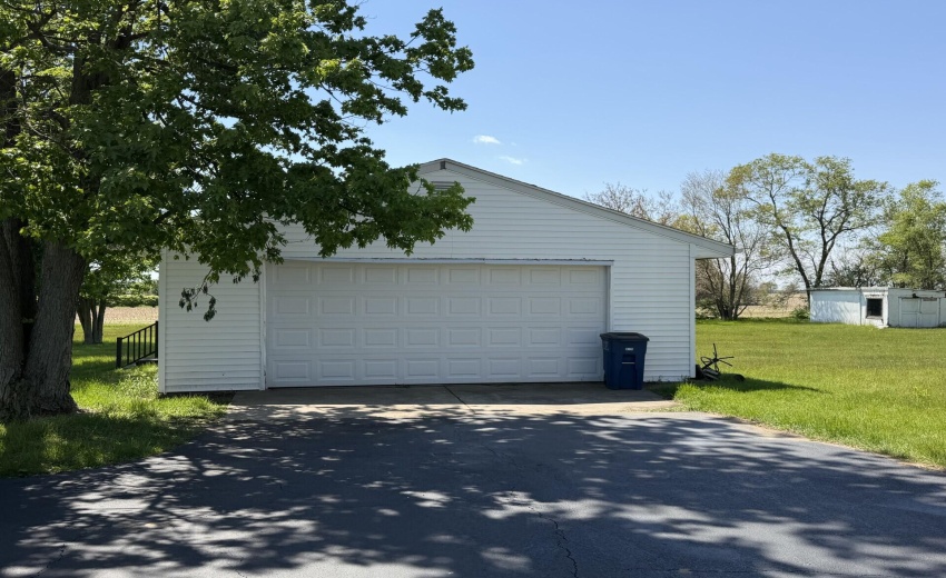 garge front