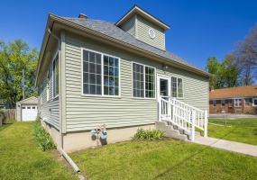 204 Edward Street, Michigan City, Indiana, 3 Bedrooms Bedrooms, 7 Rooms Rooms,1 BathroomBathrooms,Residential,For Sale,Edward,NRA838270