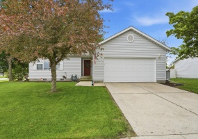 1666 Southview Drive, Lowell, Indiana, 3 Bedrooms Bedrooms, 6 Rooms Rooms,2 BathroomsBathrooms,Residential,For Sale,Southview,NRA838308