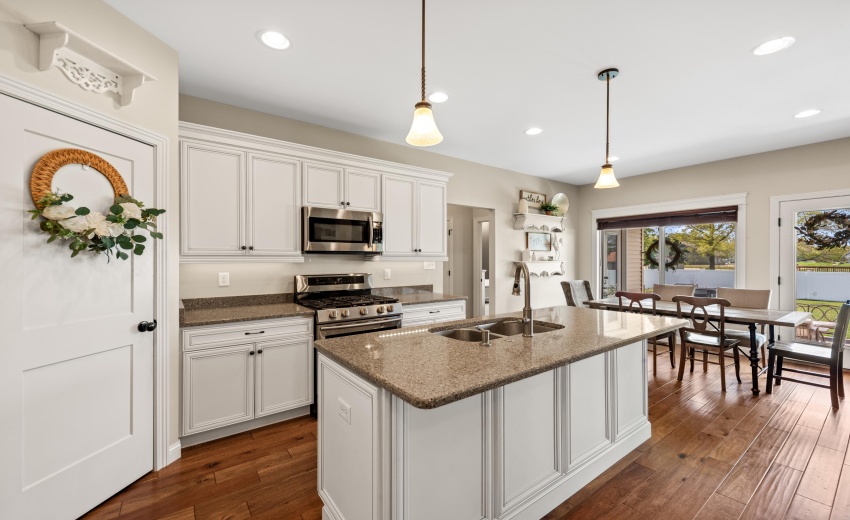 Kitchen 1
