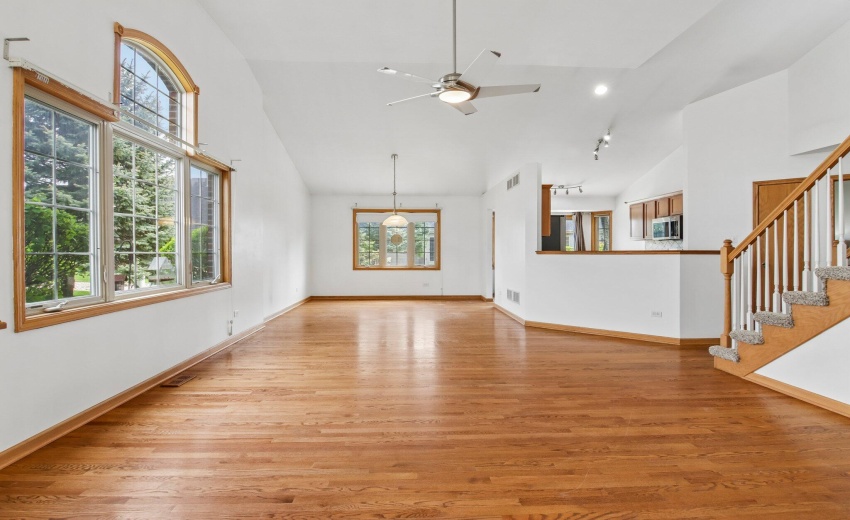9-web-or-mls-98th Pl-S0605-009