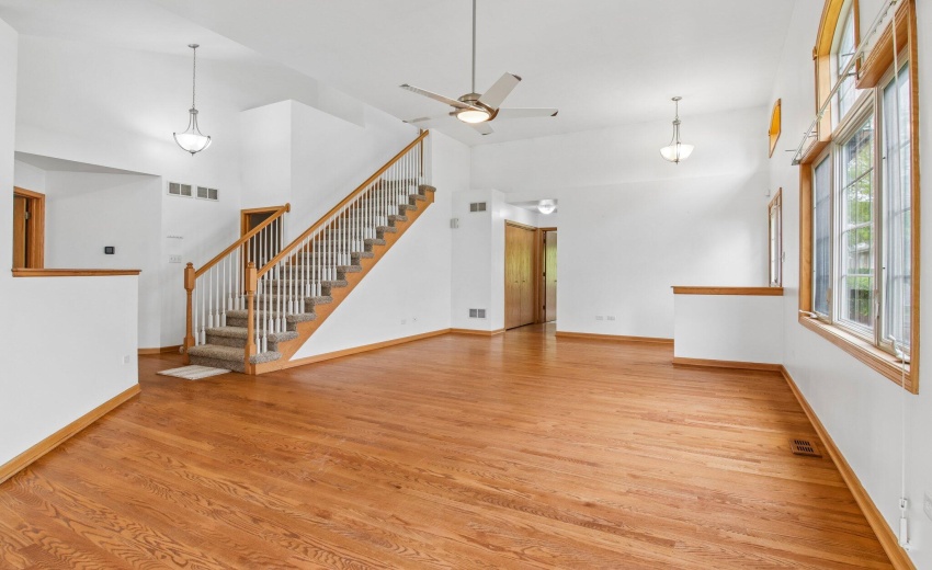 8-web-or-mls-98th Pl-S0605-008