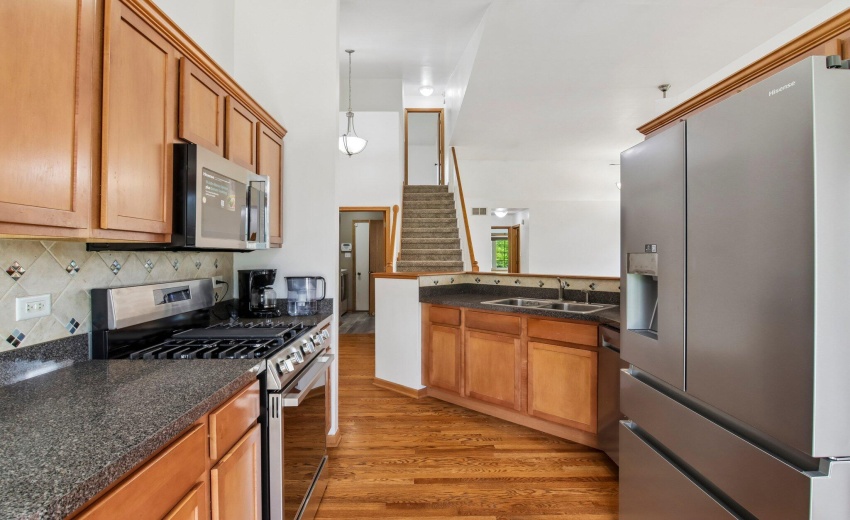 15-web-or-mls-98th Pl-S0605-015