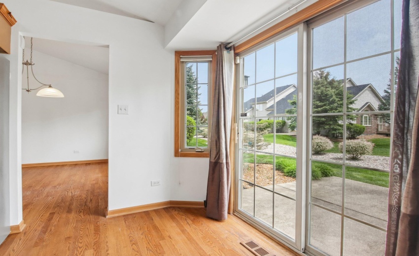18-web-or-mls-98th Pl-S0605-018