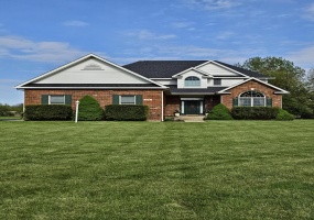 213 Windy Oak Drive, Hebron, Indiana, 4 Bedrooms Bedrooms, 7 Rooms Rooms,3 BathroomsBathrooms,Residential,For Sale,Windy Oak,NRA838369