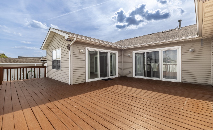 6853 Falcon Dr-8