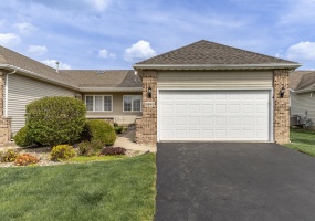 6843 Falcon Drive, Schererville, Indiana, 3 Bedrooms Bedrooms, 9 Rooms Rooms,3 BathroomsBathrooms,Residential,For Sale,Falcon,NRA838394 6843 Falcon Drive, Schererville, Indiana, 3 Bedrooms Bedrooms, 9 Rooms Rooms,3 BathroomsBathrooms,Residential,For Sale,Falcon,NRA838394
