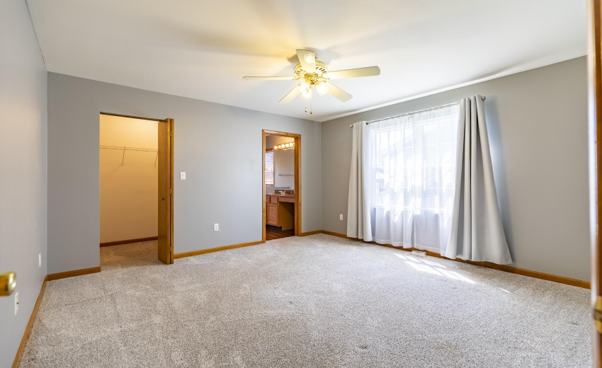 6853 Falcon Dr-22