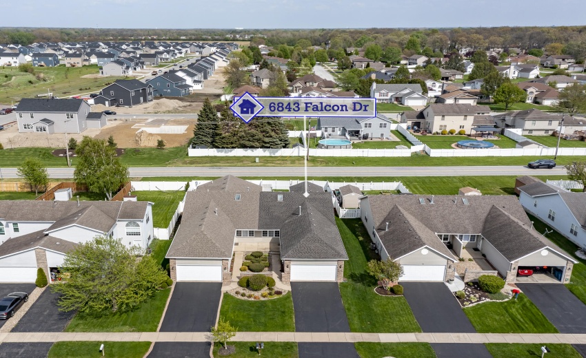 6853 Falcon Dr-44