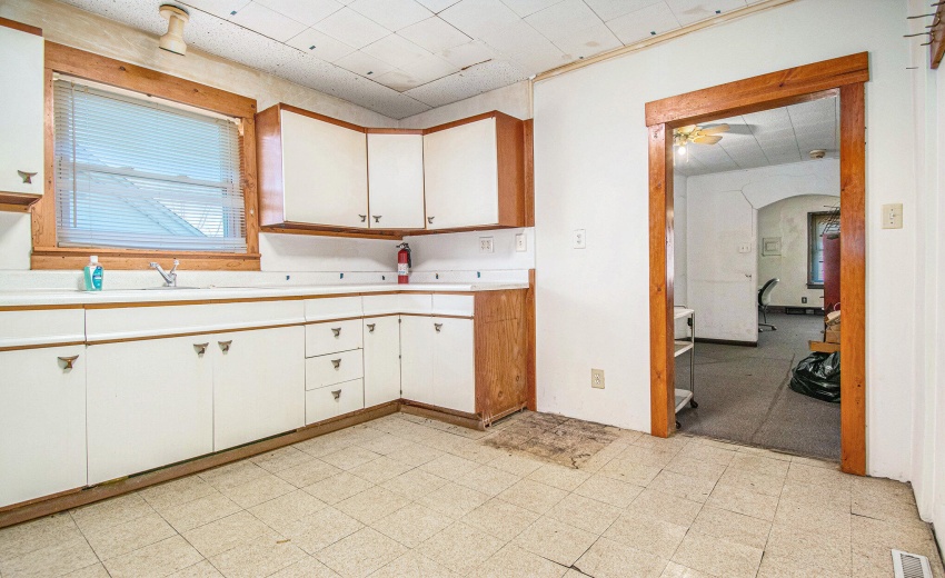 Kitchen 2