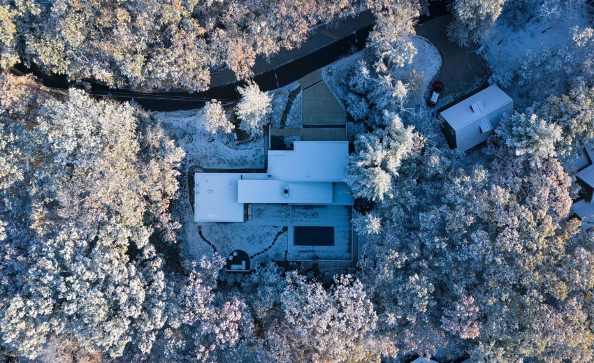 SnowyOvalHousesBirdseye_0092_
