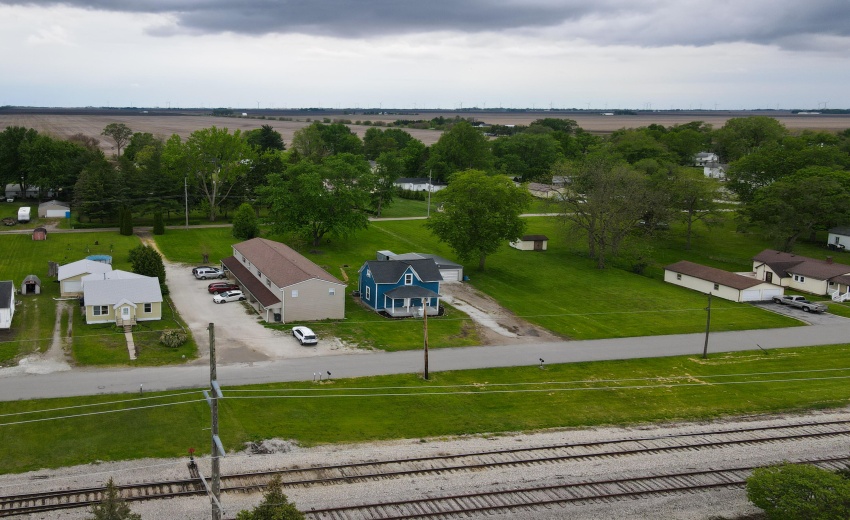 211 W Railroad Kentland-25